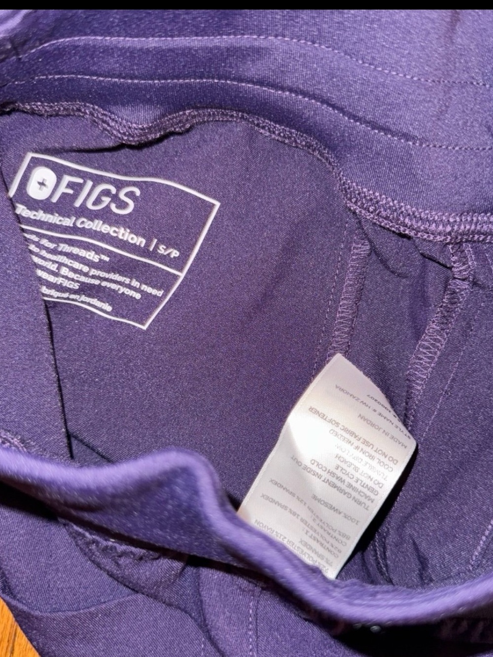 Figs Scrub Set - Picture 8 of 8